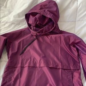 Under Armour windbreaker/rain coat